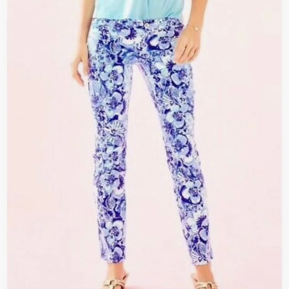 Lilly Pulitzer skinny ankle pant in coastal blue. Size 00 brand new with tags.
